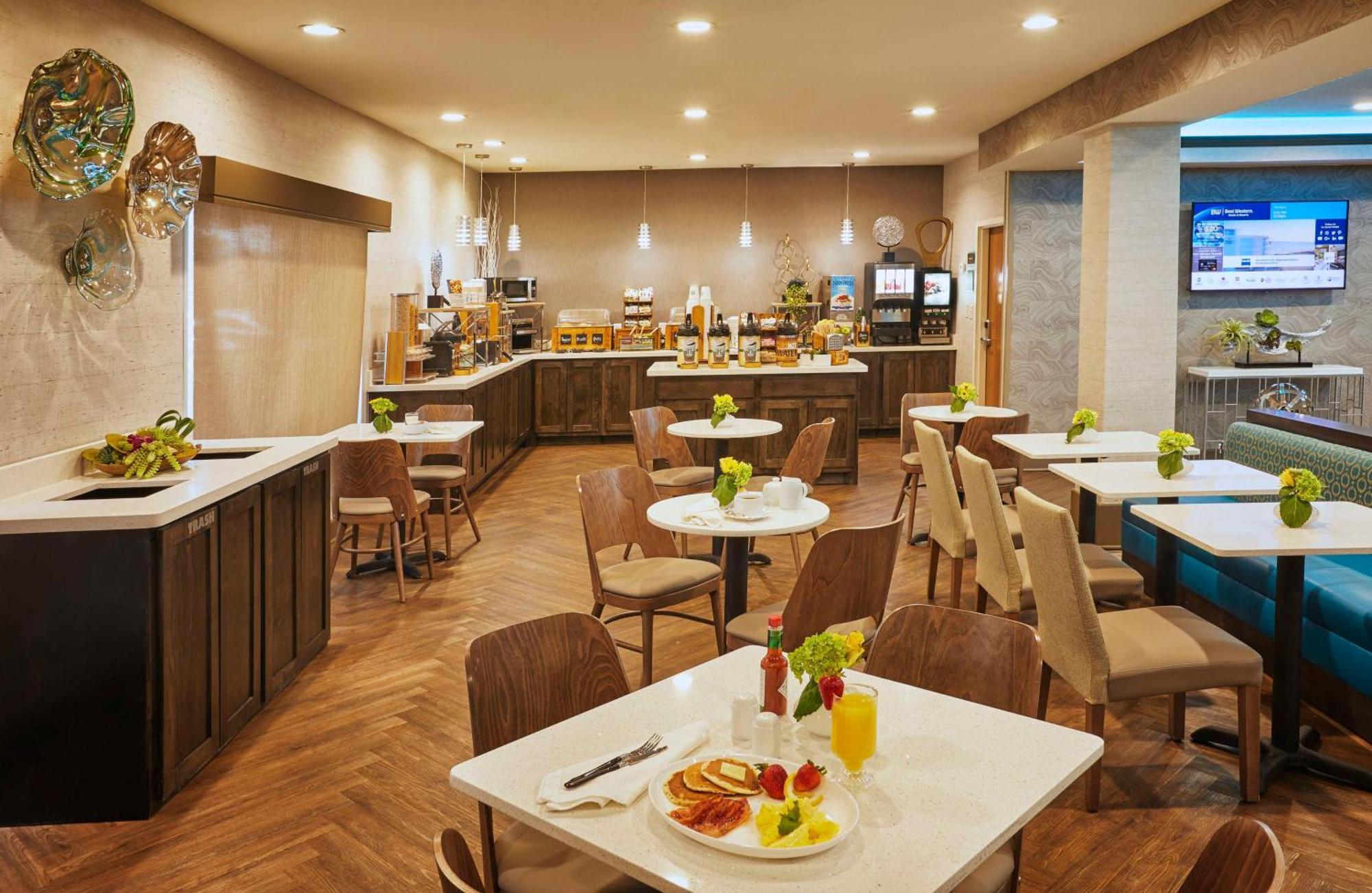Best Western Plus Lewisville Flower Mound Exteriör bild